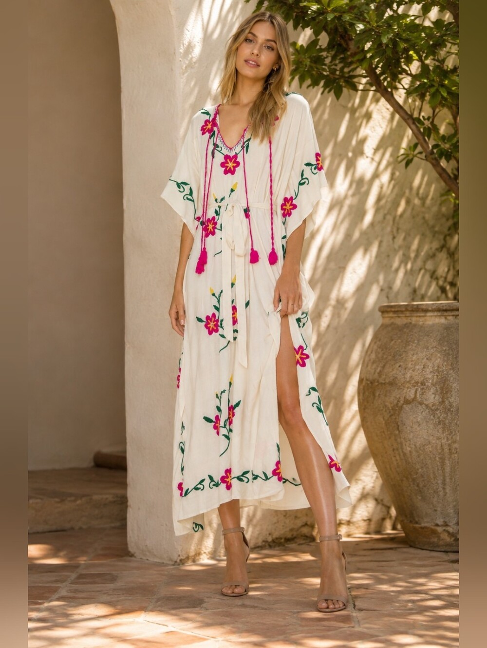 Spell Sayulita Embroidered Kaftan Hand Embroidered Tie Waist Tassel Detail S/M